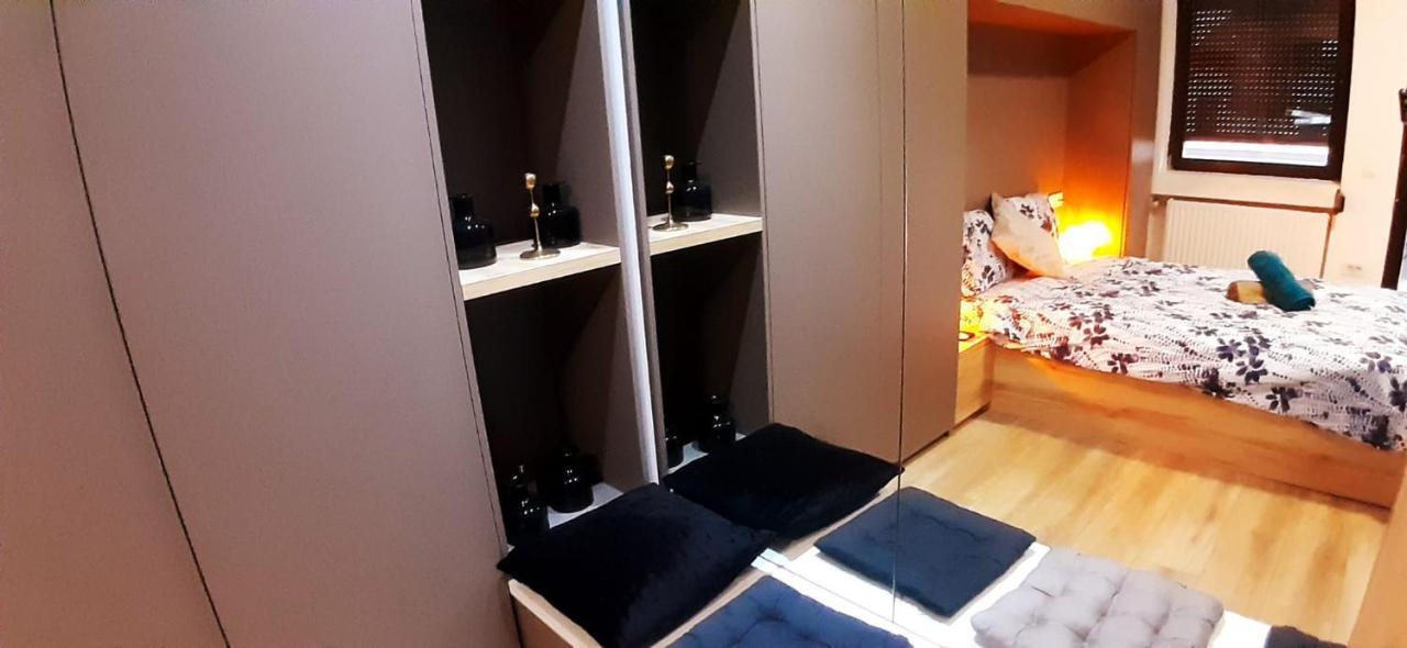 Best Ambiance Apartment And Vew In Center Bukares Bagian luar foto